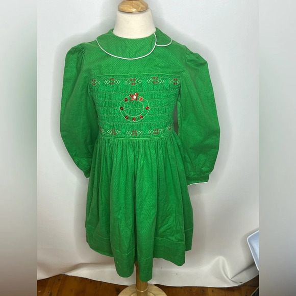 polly flinders Other - Vintage Polly Flinders girls green polka dot smocked wreath Christmas dress sz 8